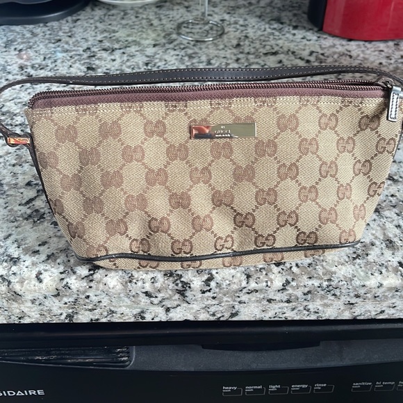 Gucci Canvas Boat Pochette - Picture 3 of 10